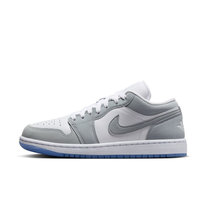 Pantofi sport Wmns Air Jordan 1 Low Re, Alb