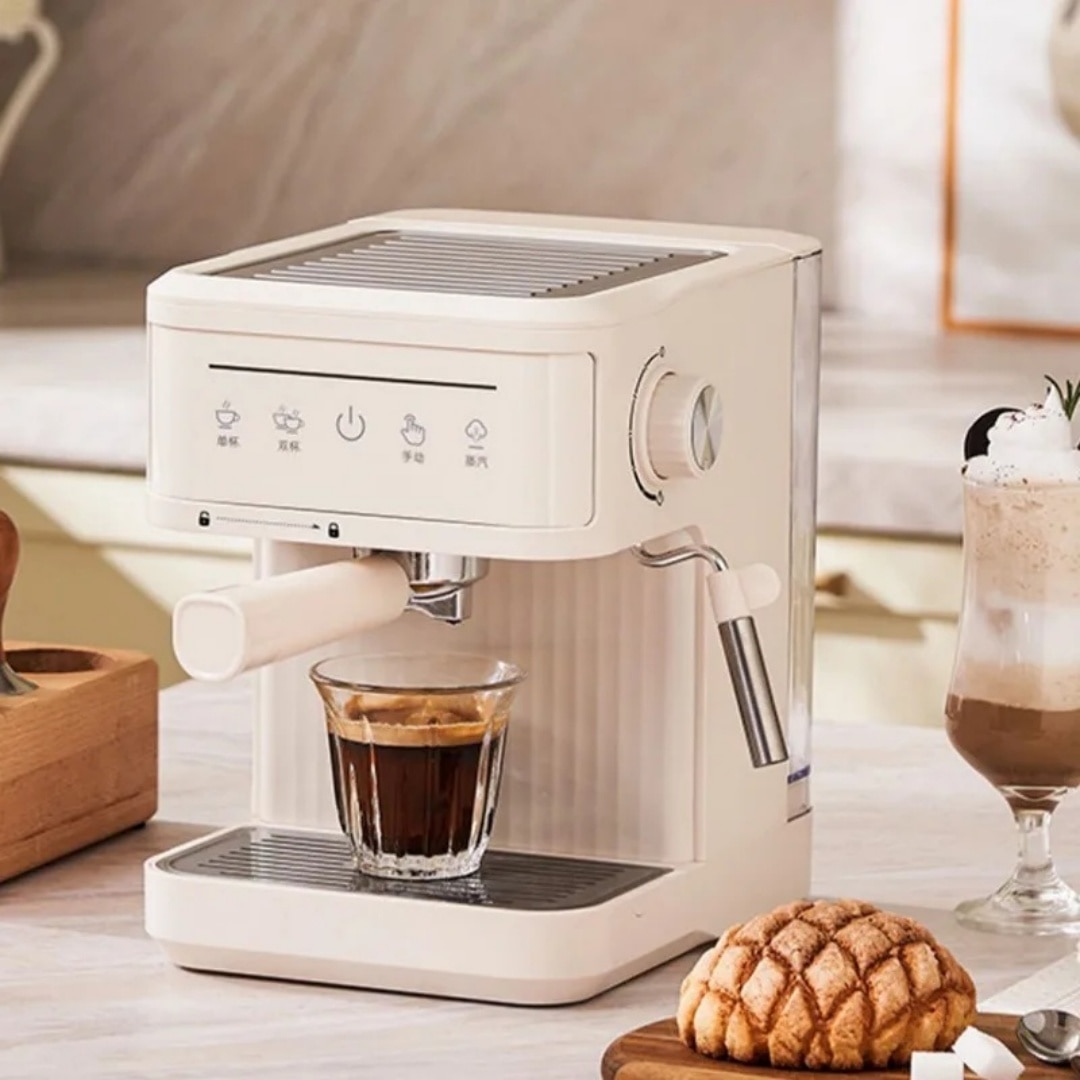 Espressor semiautomat de casa, 800W, 20 bar, italian, Functie Mentinere la Cald, Filtru Lavabil, Placa de Incalzire, aburi, Alb