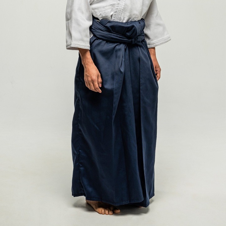 Hakama Training, Bleumarin