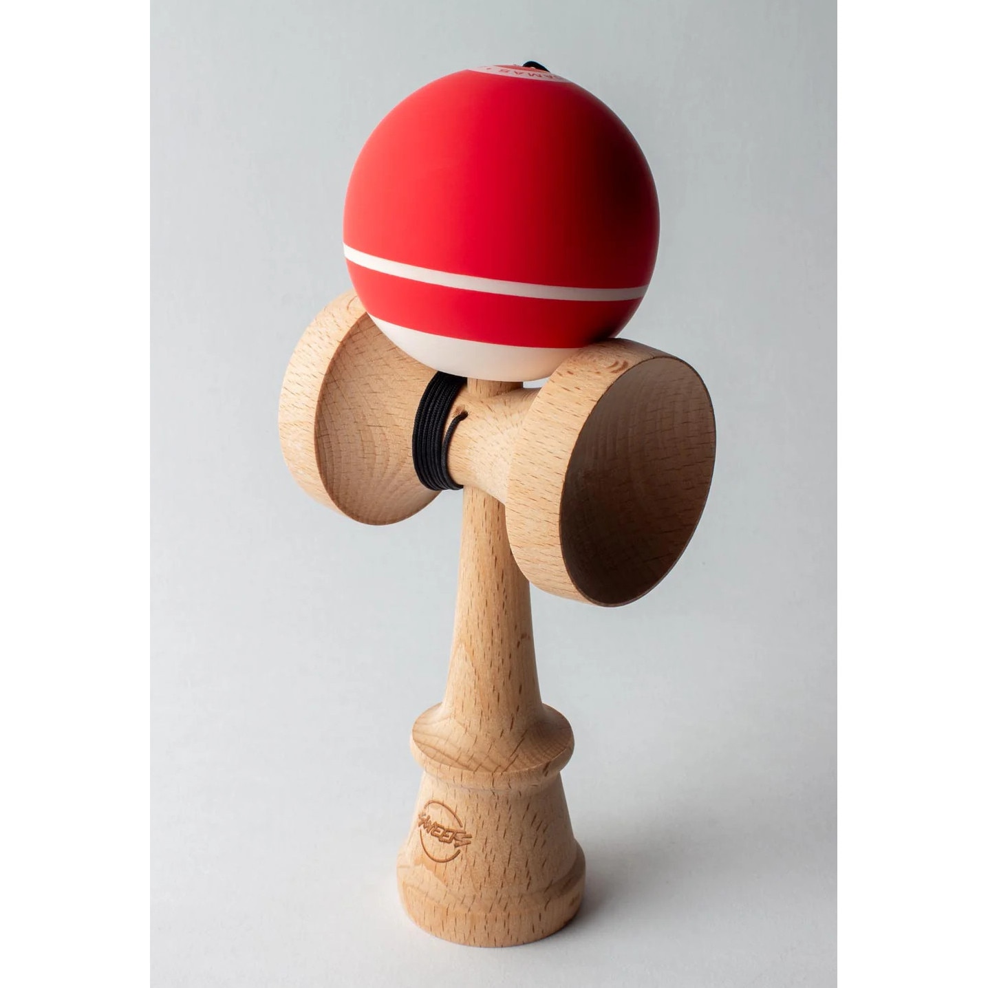 Kendama Sweets Tracker, forma Broken Shape, lemn de fag, Anti-Skid