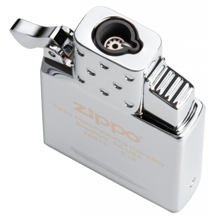 Zippo öngyújtó, Brushed Chrome modell, szélálló, 5x3x1cm