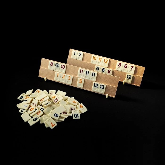 Set Remi Clasic DEICO GAMES - 4 Table din Lemn si Piese de