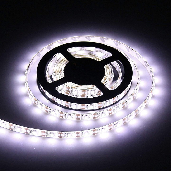 Banda LED, flexibila, 5V, USB, 60LEDs/m, alb rece, 3m, impermeabil IP65
