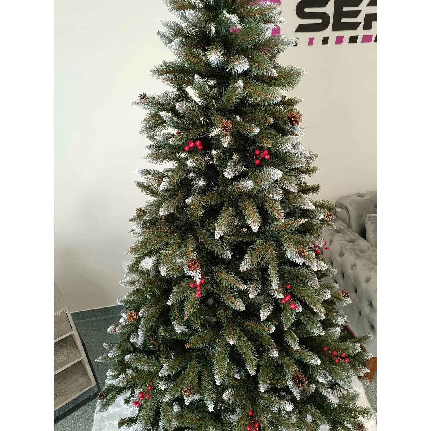 Brad artificial Christmas Deluxe by, Frasin de Munte, 2D, 220cm