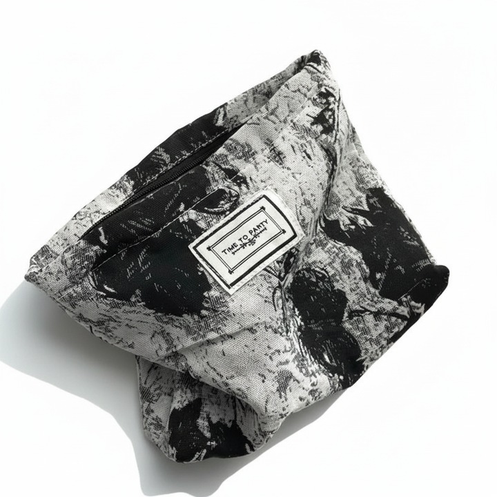 Geantă de machiaj jacquard, trusă cosmetică elegantă, dimensiuni 20x30cm, alb/negru