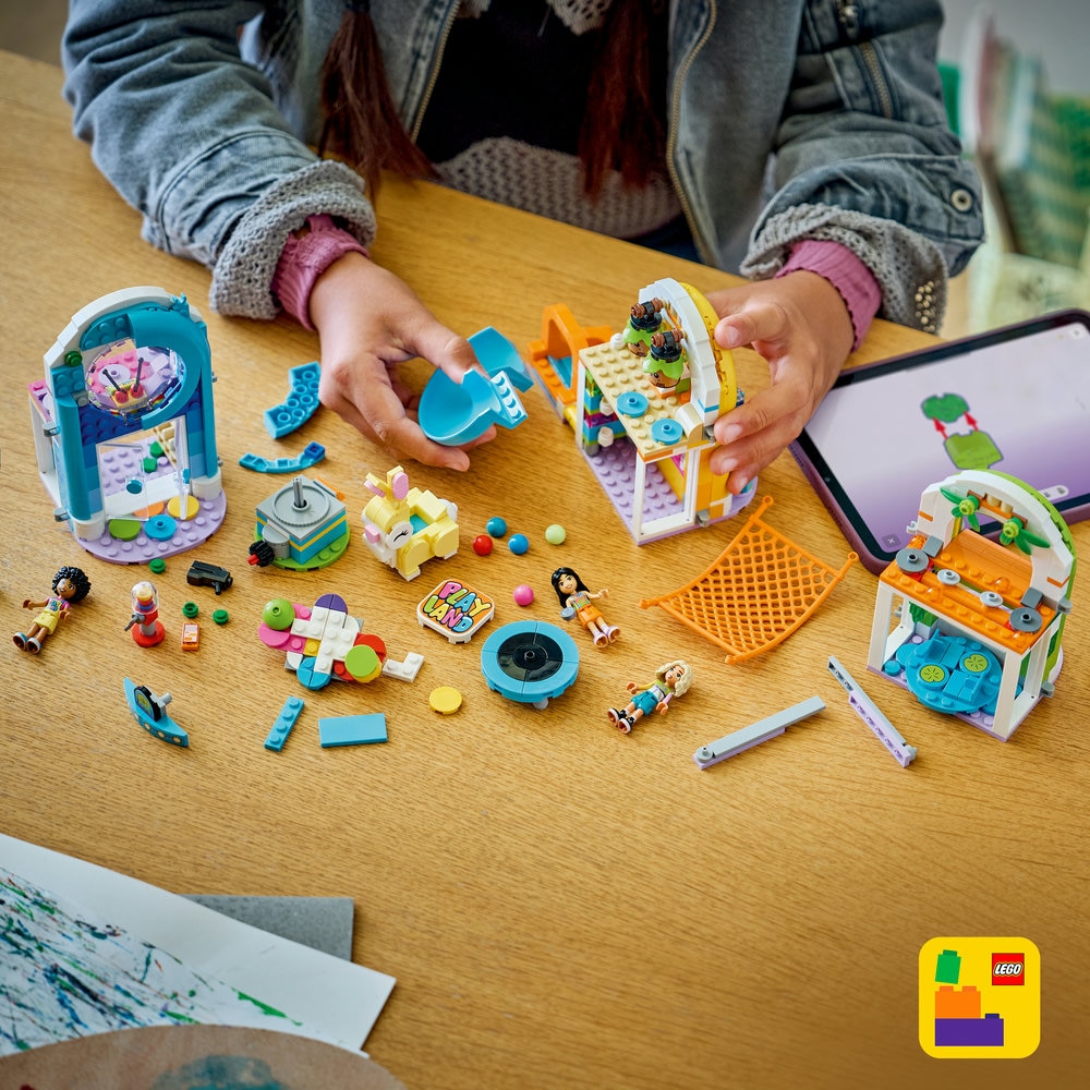 LEGO® Friends - Loc de joaca la interior 42686, 668 piese - eMAG.ro