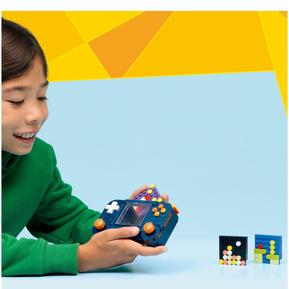 LEGO® Creator - Consola de jocuri video retro 31380, 268 piese