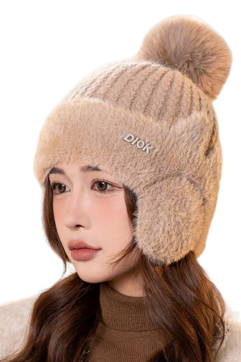 Caciula dama, model calduros cu pom pom, prelungire tip acoperitori pentru urechi, accesorizata cu urechiuse, tematica cat style, marime universala, maro, EFAYN
