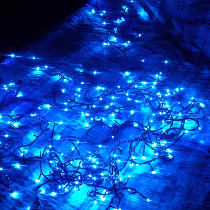 Karácsonyi fényfüzér fenyőfára – 300 kék LED – 8 mód – 20 m – Beltéri és kültéri