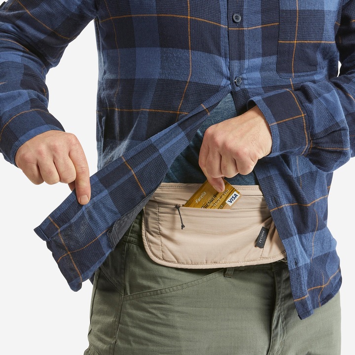 FORCLAZ diszkrét RFID utazó táska, cappuccino bézs