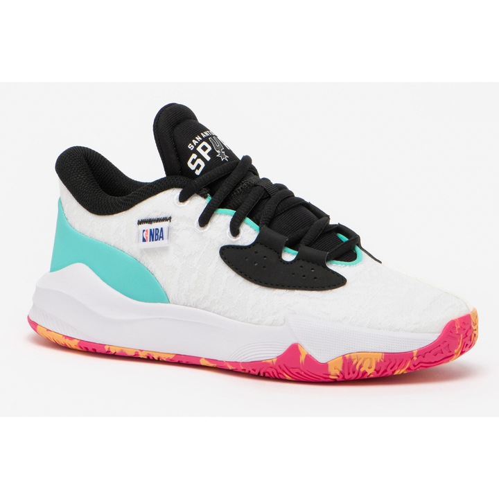 Маратонки за баскетбол, Бял