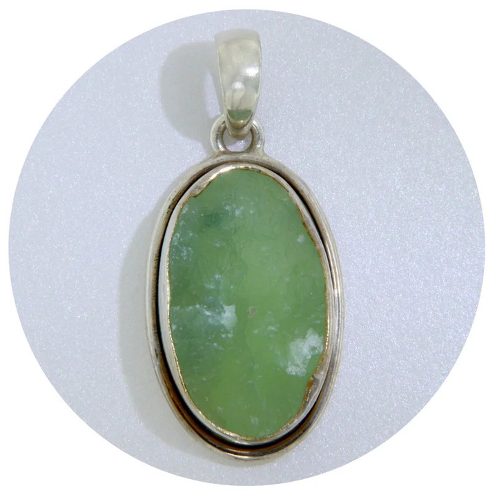 Pandantiv din argint 925 cu Prehnit | calm & claritate