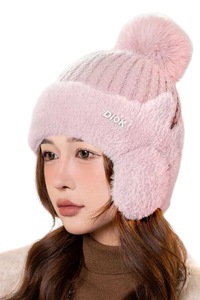 Caciuli si palarii dama