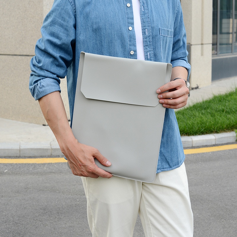 Geantă laptop BFYCHYC, 15.6 inch, rezistentă la apă, profil subțire, culoare neagră