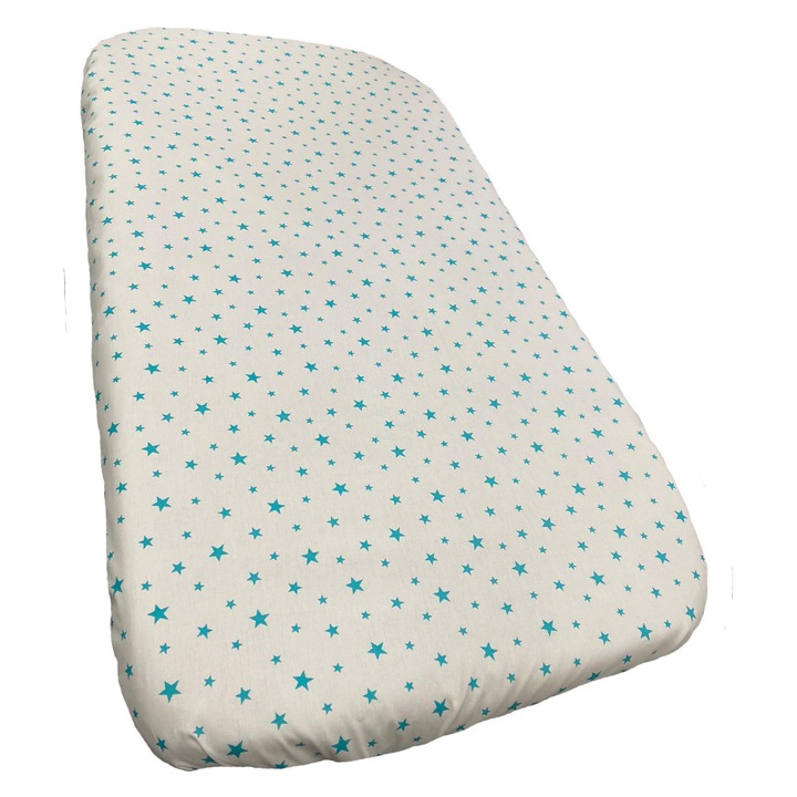 Cearceaf din bumbac ranforce, cu elastic pe colturi, culoare alb/turcoaz, pentru patut de bebelusi 120/60cm, din colectia "Printre stelute" - CPBR6