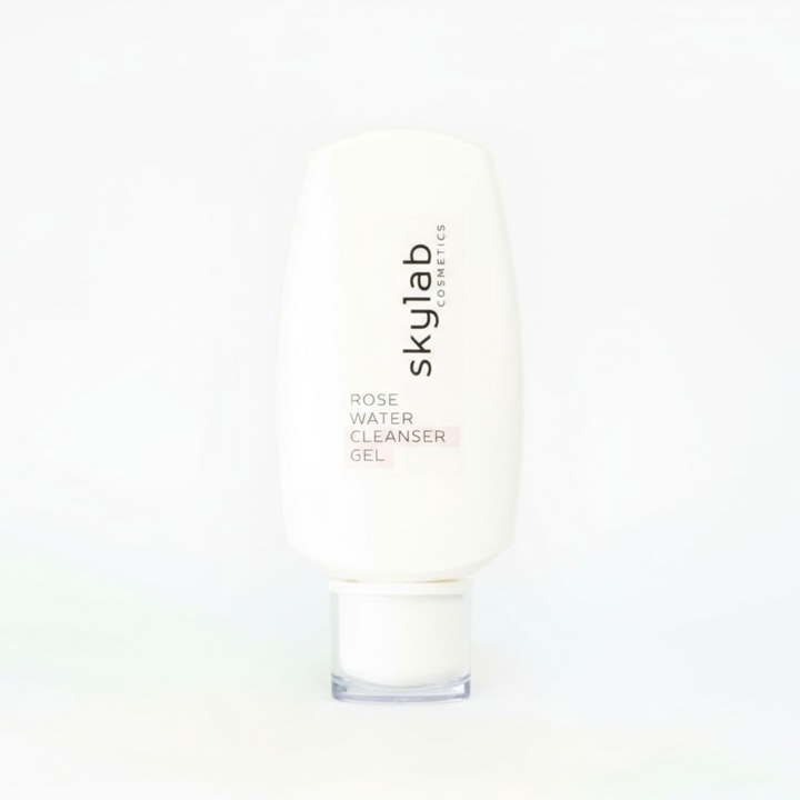 Гел за почистване SKYLAB COSMETICS с розова вода, За чувствителна кожа, 150ml