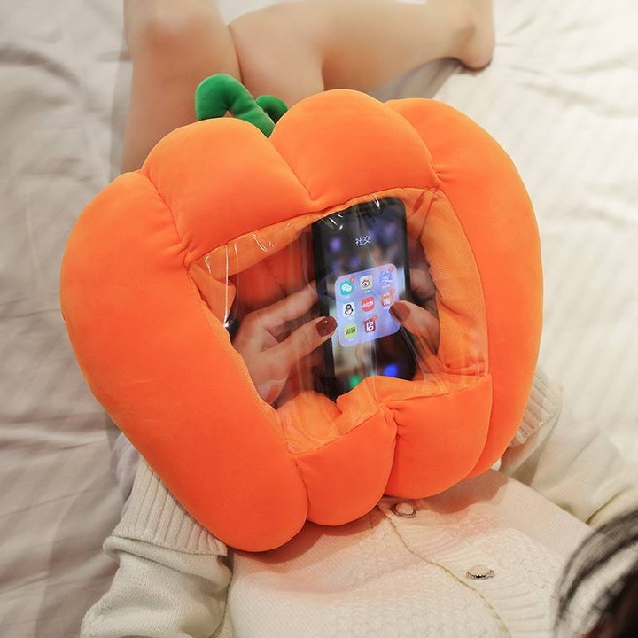 Perna de plus cu incalzitor de maini cu dovleac vizual de Halloween