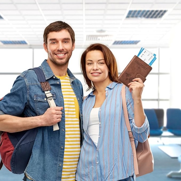 Portofel pentru pasaport Kengege, design unisex, tehnologie RFID, maro