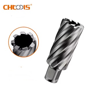 Seturi si accesorii pentru gaurit si insurubat