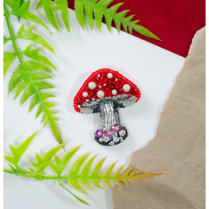 Set de broderie cu margele Abris Art "Frumusete interzisa" 5.3x6cm