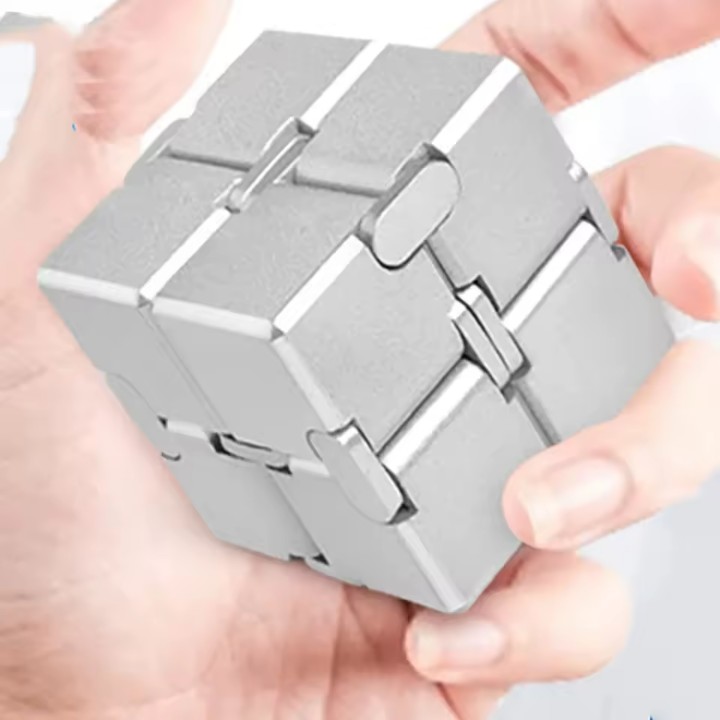 Cub Antistres Infinity Cube Metal, Design Transformabil, Argintiu ...