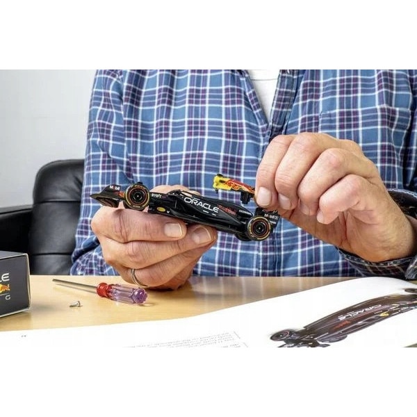 Calendar Advent Franzis Red Bull Racing Rb20 2025 – Model 1:43