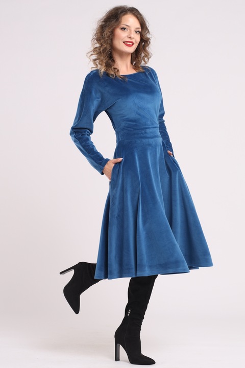 Camissi, Rochie midi cu aspect de catifea, croiala evazata si buzunare laterale, Albastru pastel