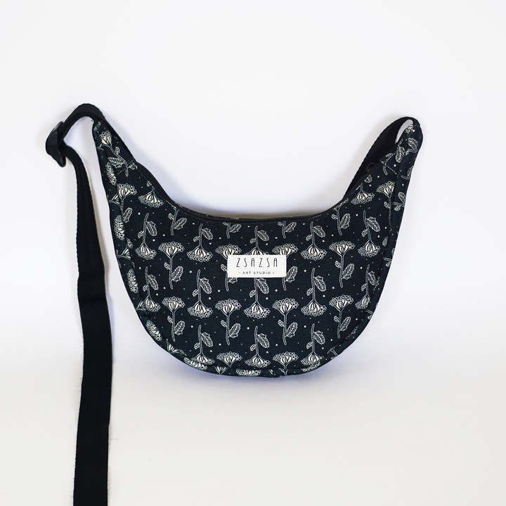 Női táska, fekete, nyomtatott, 25cm x 15cm x 6cm