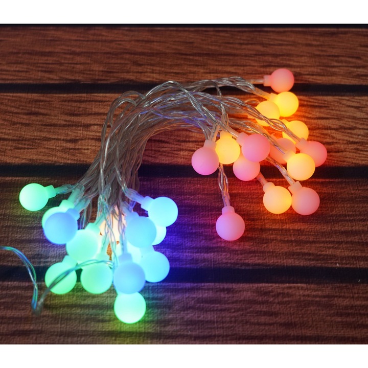 Original - Instalatie Craciun, 3.5 m, 30 de LED-uri, multicolor RGB, model cu bilute, liniara, cu baterie, interior/exterior, Southern Sky - calitate superioara