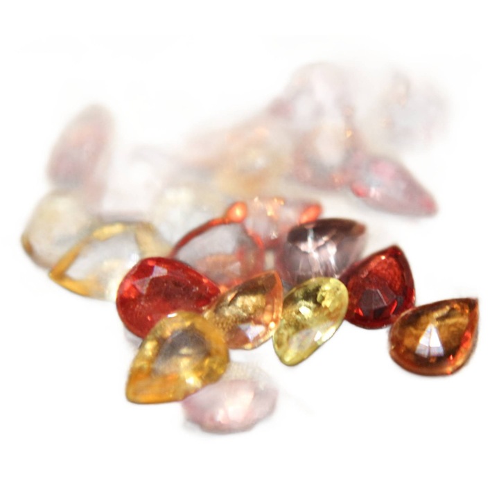 Set de safire naturale Songea 3.80ct, 21 bucati, dimensiuni 3.8x2.8x1.2 - 4.2x3.2x2.5mm, provenienta Africa