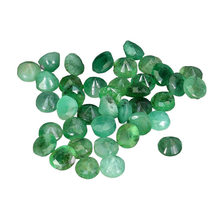 Set smaragde naturale, Songea, 40 bucati, 2.8x2.8x1.5mm, 0.8g, 4.04ct