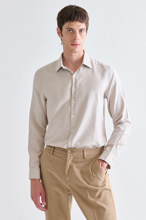 LC WAIKIKI, Camasa slim fit cu guler ascutit, Alb murdar