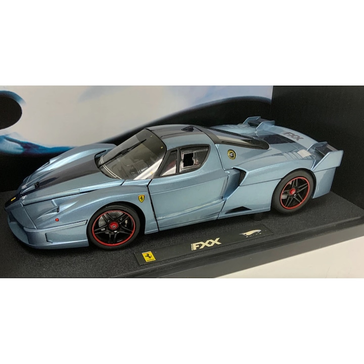 Macheta Ferrari FXX 2006 Turquoise cu dunga albastra - Hot Wheels Elite Limited Edition 1:43