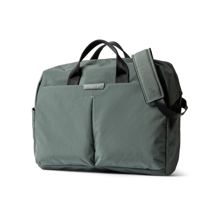 Geantă de laptop Bellroy Tokyo, 20L, color Everglade, dimensiuni max laptop 15.6 inch