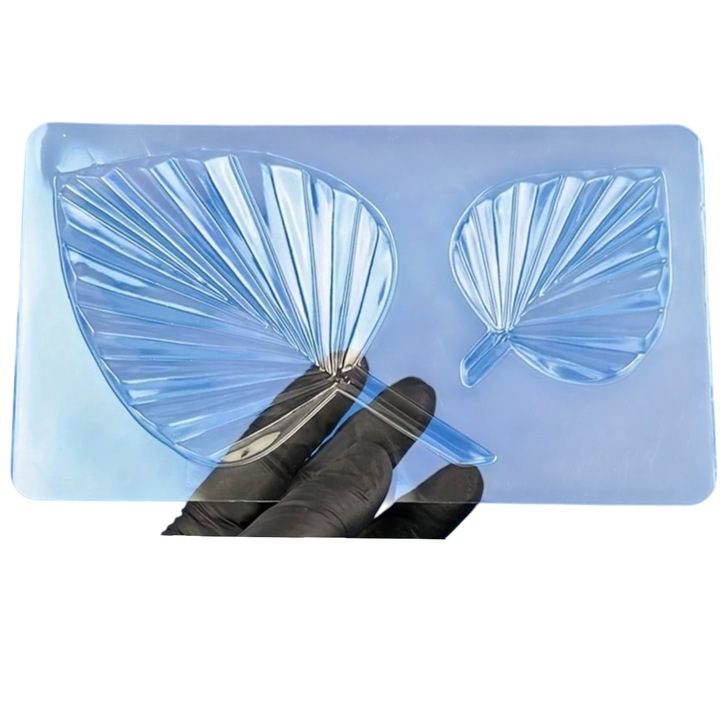 Matriță fondant în formă de frunză, plastic rezistent, transparent