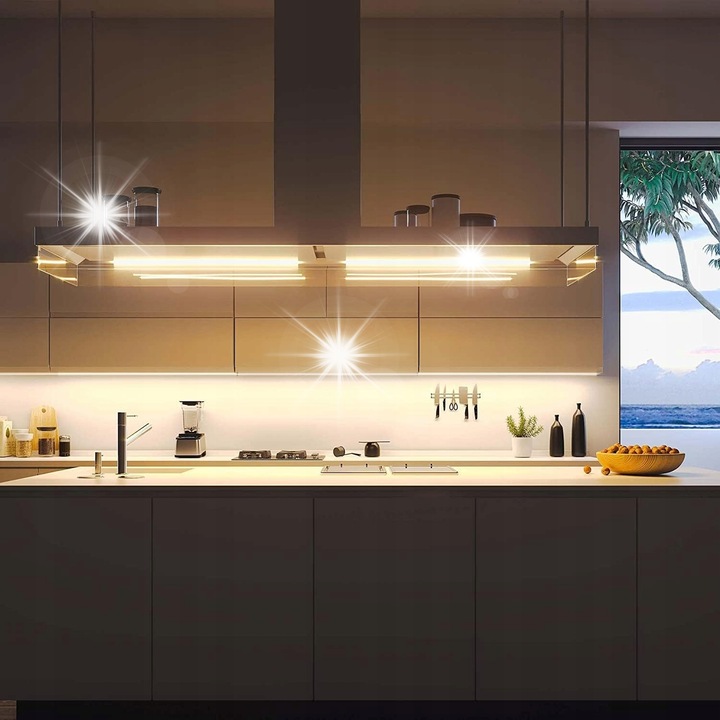 Lampa LED 3W 5V, alb cald, 23,4cm, alimentare cu baterii, activare prin miscare