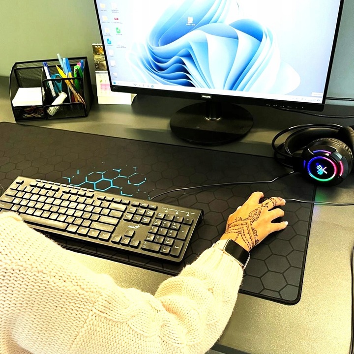 XXL подложка за бюро, DUNMOON, 90x40см, водоустойчива, противоплъзгаща, шестоъгълен дизайн, черно-синя