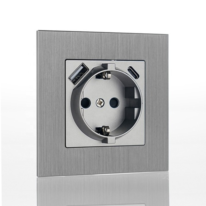 Priza standard 16A 250Vcu porturi USB Tip A + Tip C, panou aluminiu periat gri, protectie copii, montaj universal, iesire 5V 2.1A, doza Ø63 mm inclusa