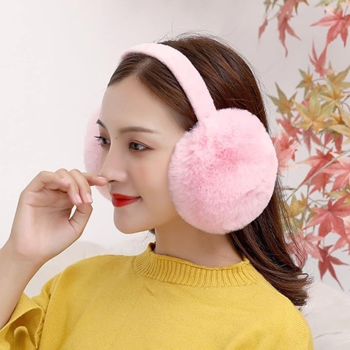 Női sapkák, téli sapkák, műszőrmével béleltek, összecsukható, többszínű