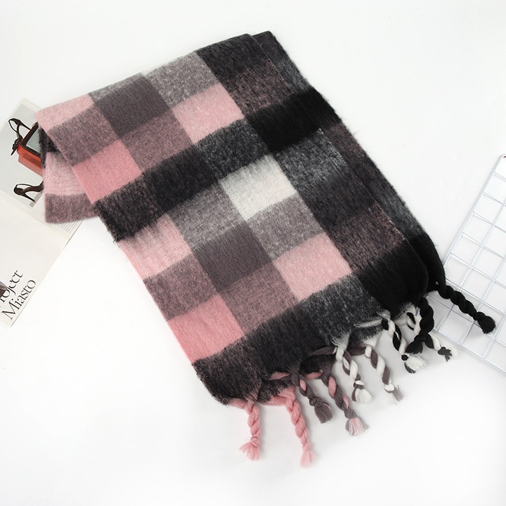 Esarfa dama, roz cu carouri, 250x36cm, mohair, set 1 esarfa