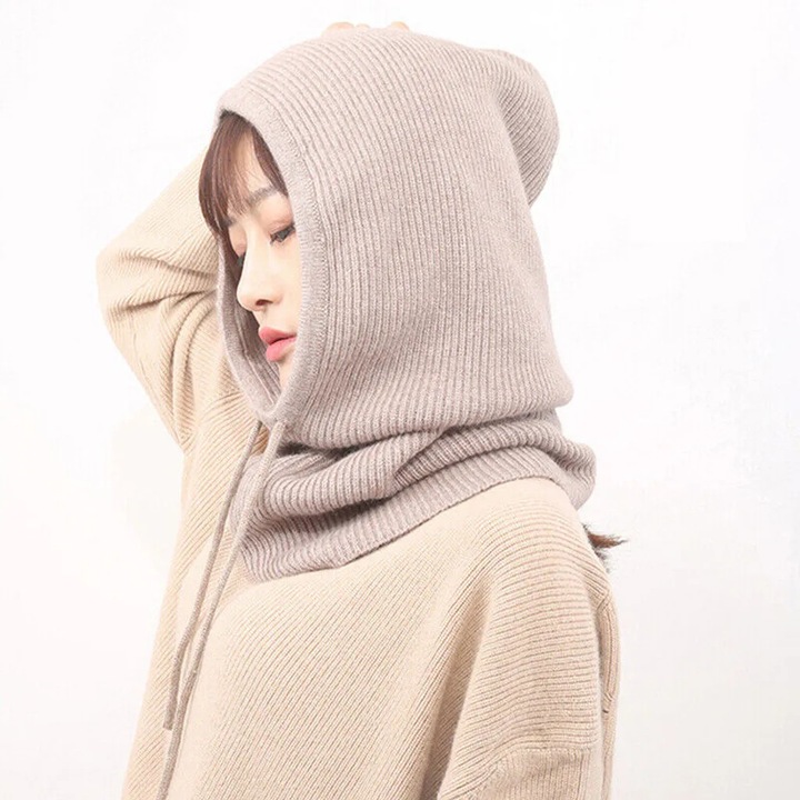 Caciula dama, lana de casmir, calduroasa si rezistenta la vant, bej, 53x36cm