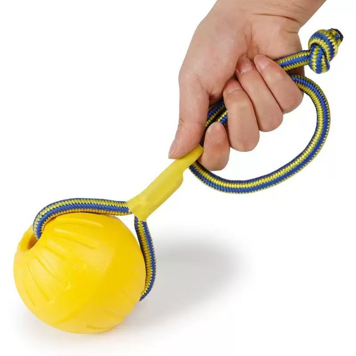 Kutyakiképző labda, 9cm, sárga, fogtisztító hatással, kötéllel