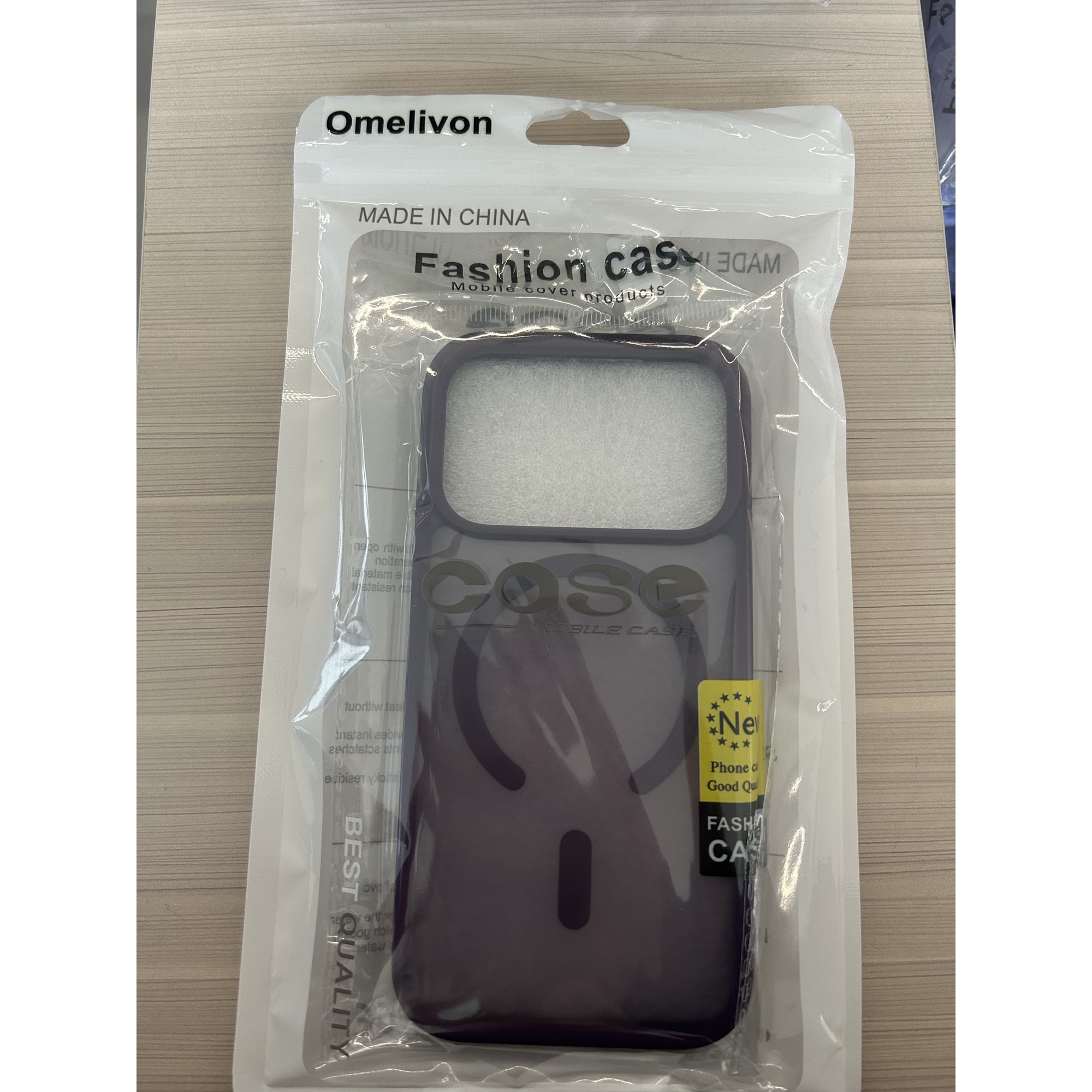 Husa de protectie pentru iPhone 17 Pro Max, Omelivon, MagSafe, Incarcare Wireless, Antisoc, Margini Ridicate pentru Protectia Ecranului si a Camerelor, Violet inchis