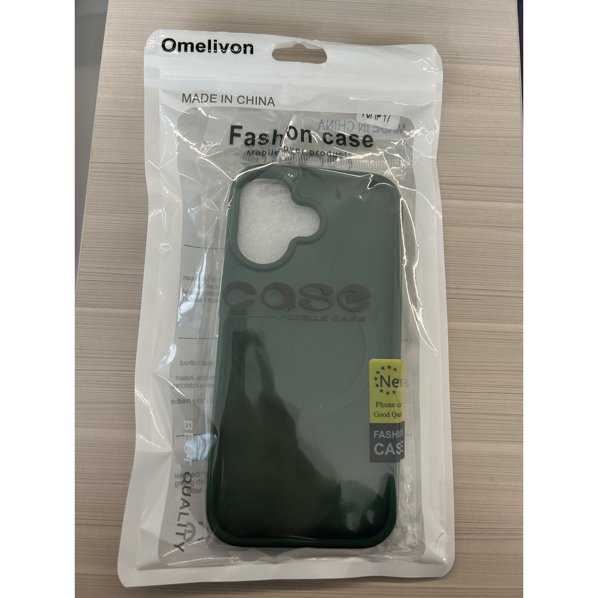 Husa de protectie pentru iPhone 17, Omelivon, MagSafe, Incarcare Wireless, Antisoc, Margini Ridicate pentru Protectia Ecranului si a Camerelor, Verde