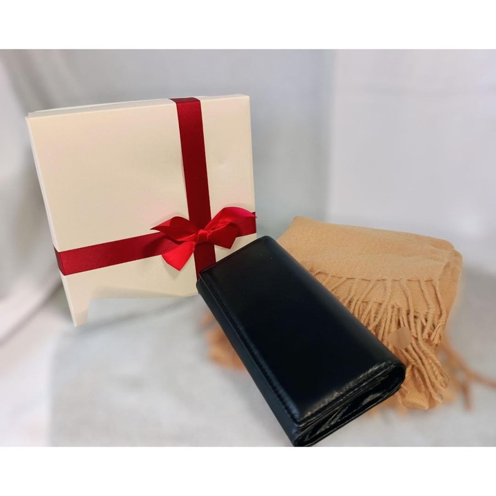 Set cadou sal din casmir bej și portofel din piele naturală negru, 19x9cm