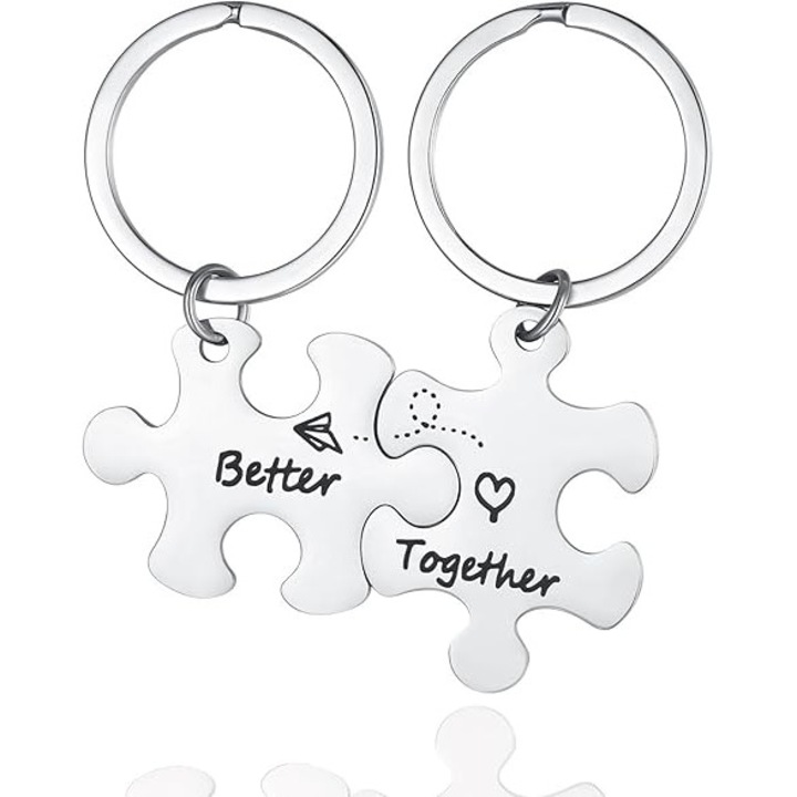 Rozsdamentes acél pár kulcstartók, puzzle design, szerelmi szimbólumok, szett