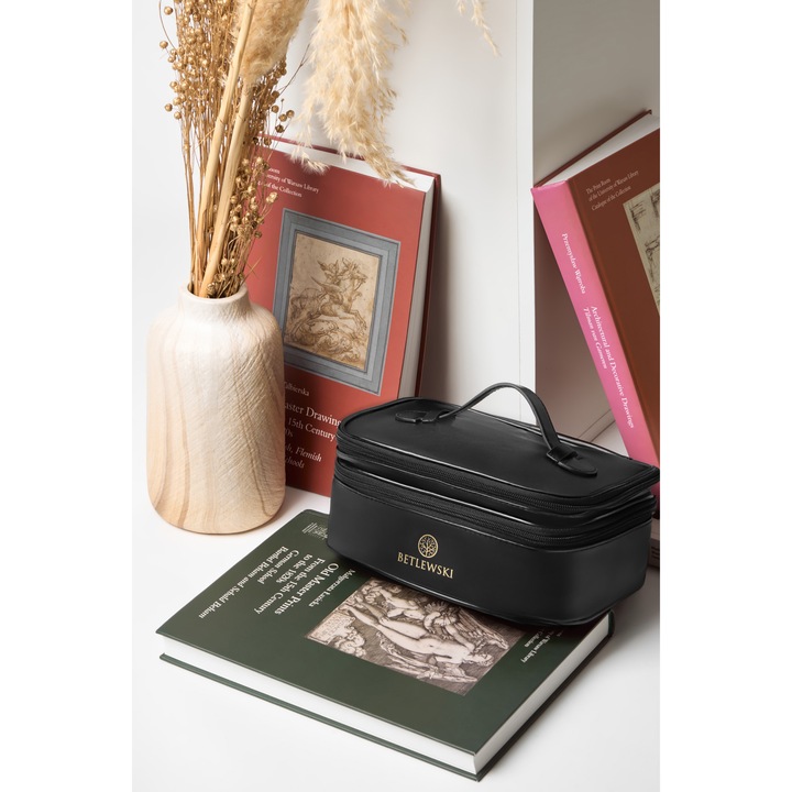 Geanta cosmetica de calatorie cu maner, Betlewski, Stash, neagra, PU + PVC, 25 x 20 x 12 cm