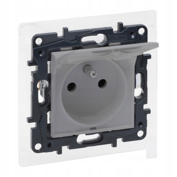 Priza Ermetica IP44 Legrand Niloe Step, Aluminiu, 16A