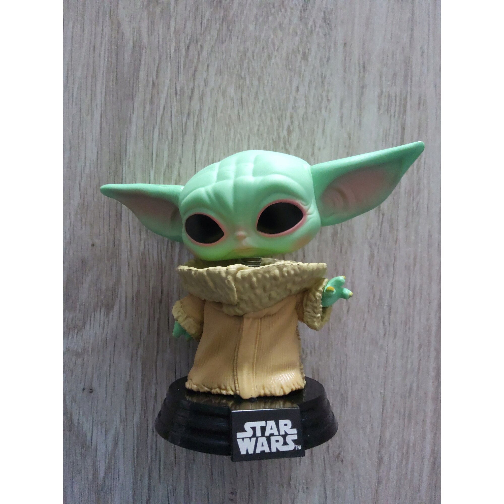 Figurina Star Wars Mandalorian The Child, 9cm, multicolor - eMAG.ro