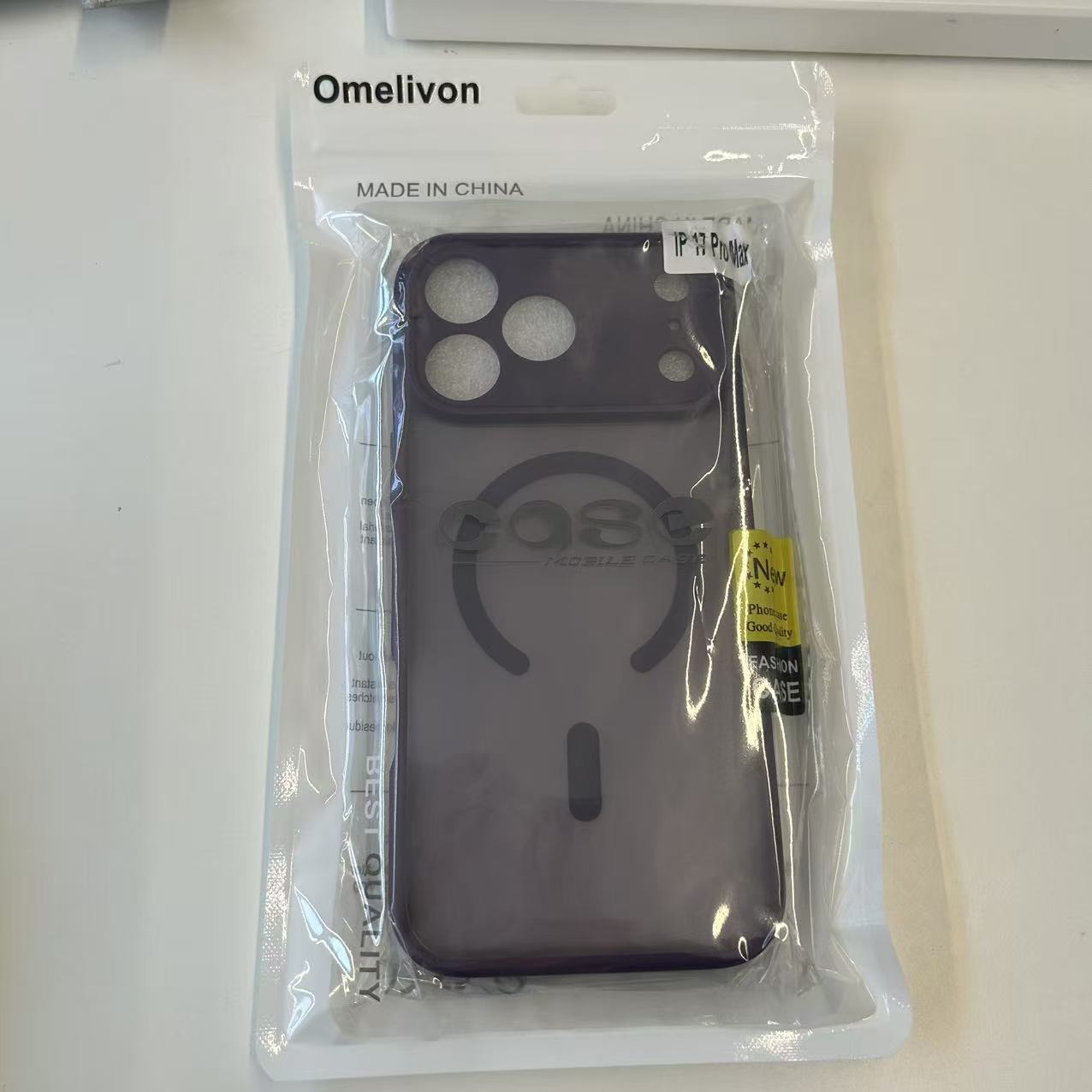 Husa de protectie pentru iPhone 17 Pro Max, Omelivon, MagSafe, Protectie completa, Anti-Soc, Decupaje Precise, Incarcare Wireless, Violet inchis